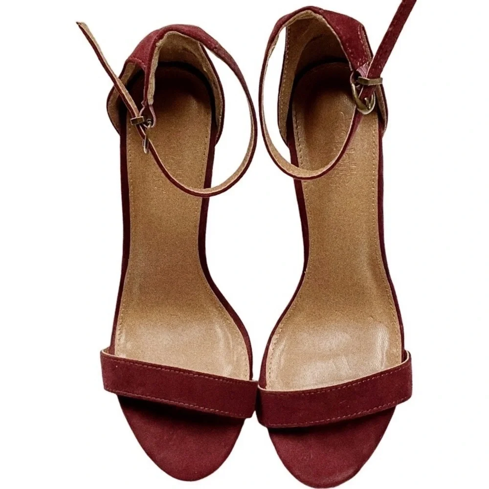 CHARLOTTE RUSSE Rebekah Ankle Strap Sandals Women’s SIZE 6 Purple Faux Strap